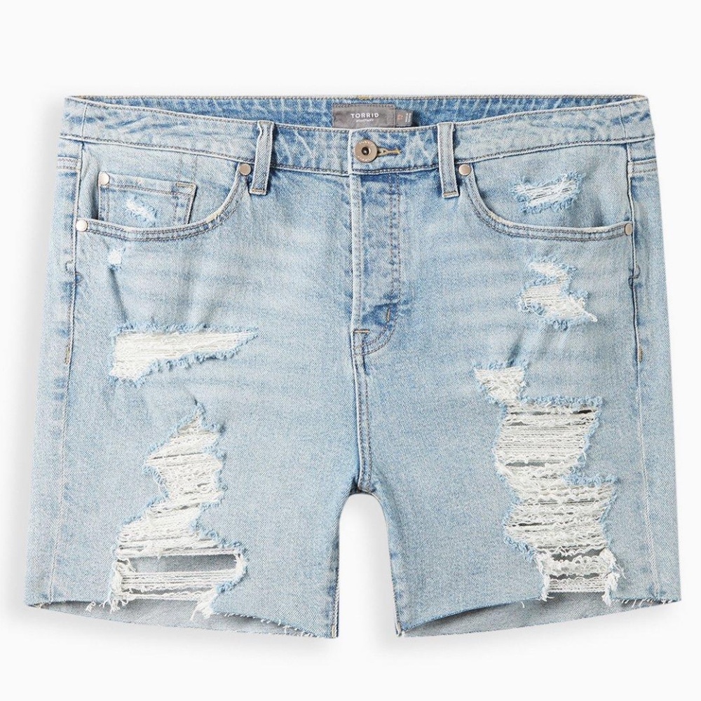 Torrid-Jean Shorts 26 (4X) Denim Distressed Destroyed Light Wash High Rise Plus